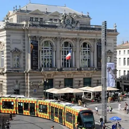 Terrasse - Clim - Proche place de la comédie Montpellier Extérieur photo